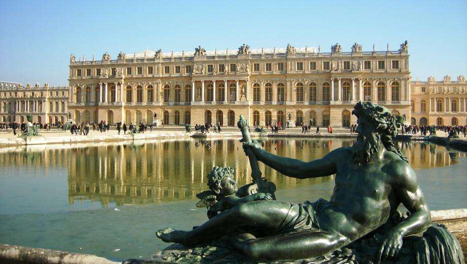 The splendor of Versailles Castle