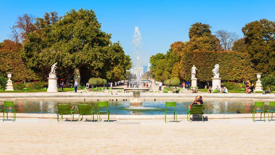 Gourmet and festive moment in the Tuileries Garden